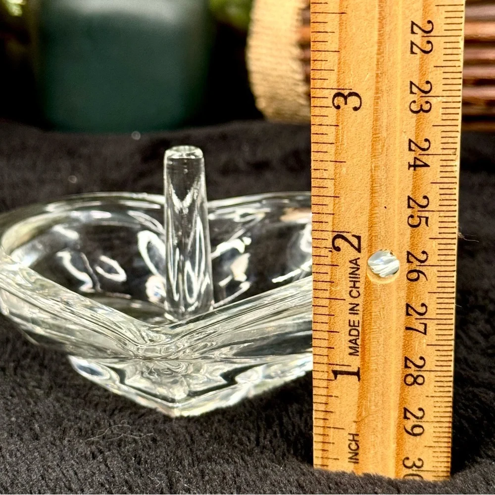 Vintage Antique German Mid-Century Modern Heart-Shaped Crystal Glass Ring Holder